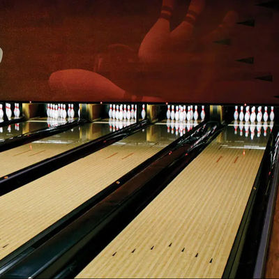 Équipement de bowling Brunswick Opéré par un projecteur de 24 m